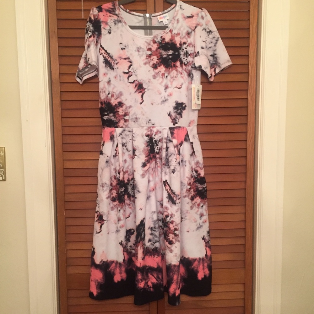 LuLaRoe Amelia L MAJOR 🦄🦄🦄 BNWT